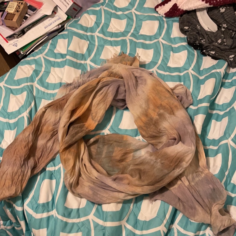 Scarf - Picture 3 of 3